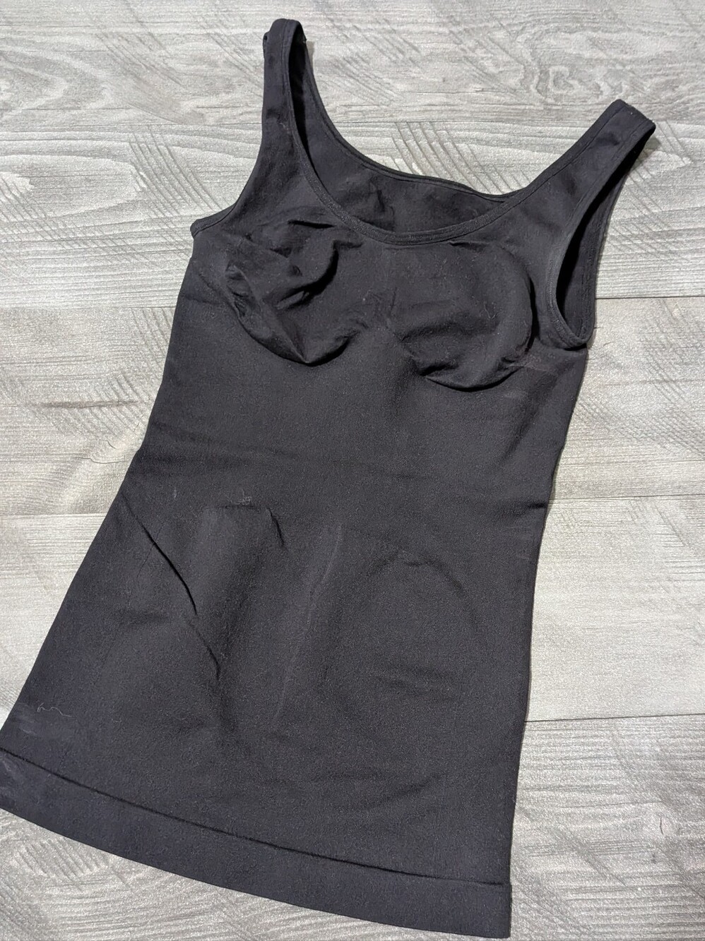 Uniqlo Black Stretch shapewear Tank - Size small
